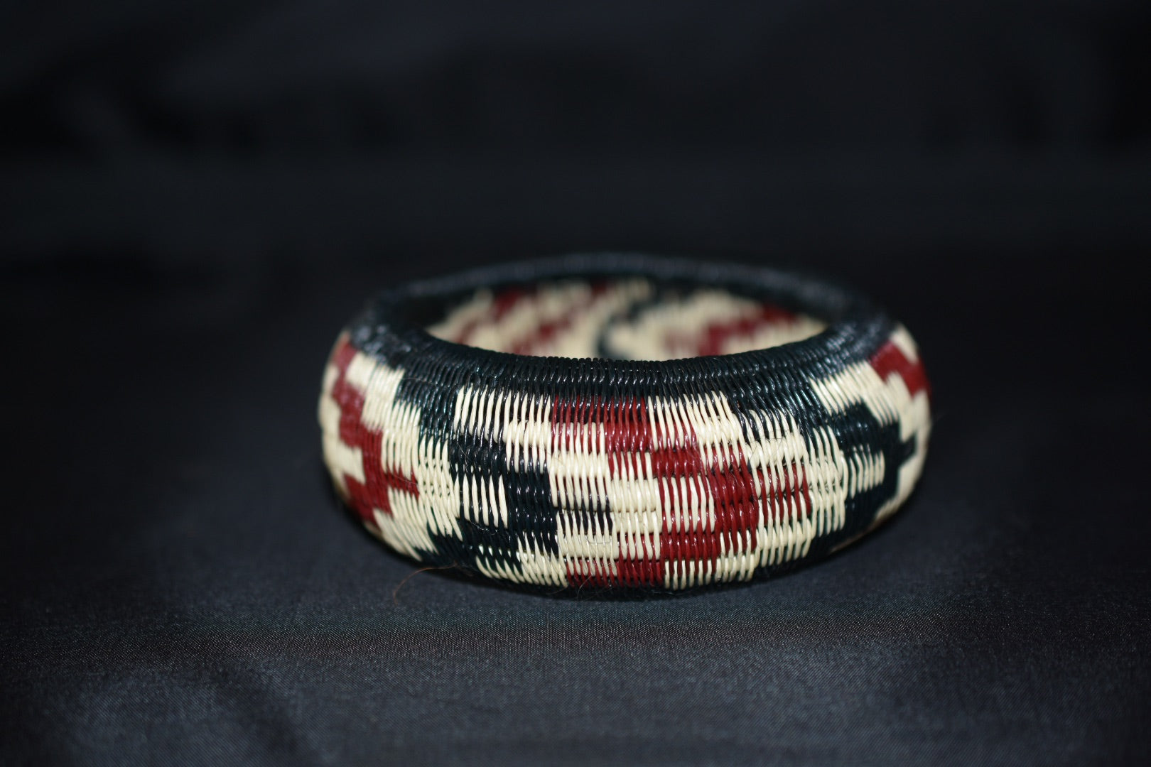 Werregue Bracelets - Black-Red-Beige